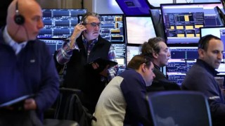 早盘：美股转涨 道指上涨逾200点