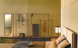 如何进行家居设备的操作与维护？操作维护有哪些注意事项？