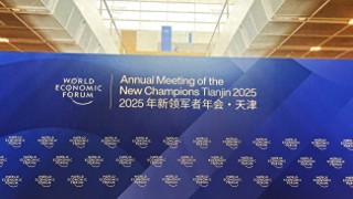 美国经济学家如何评价关税冲击、美联储降息步伐和“大而美法案”？