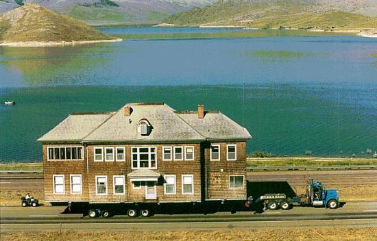 住房坐向的选择依据是什么？这种选择对居住环境有何影响？  第1张