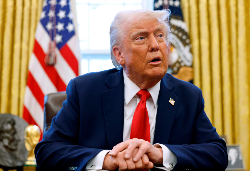 特朗普：泽连斯基必须同意美国支持的和平计划  第1张