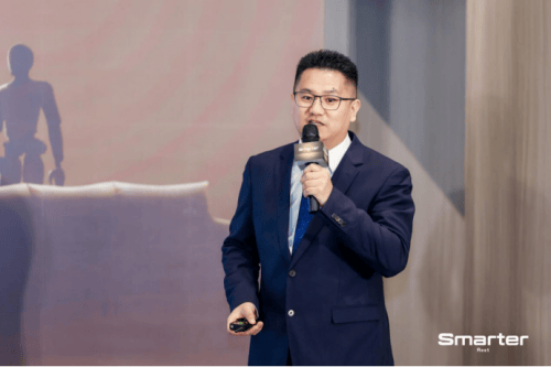 传统沙发时代落幕 舒漫德登春晚启AI智能沙发新纪元  第2张