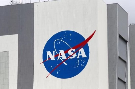 NASA宇航员即将开启绕月之旅 人类时隔半个世纪重返月球周边  第1张